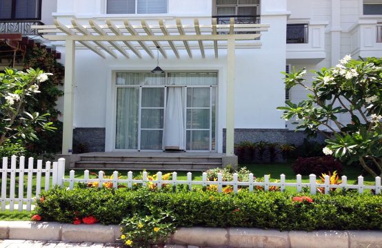 Nice Villa for rent in Chateau, Phu My Hung district 7