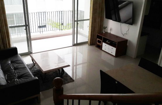 Duplex apartment for rent in Star Hill district 7 HCMC